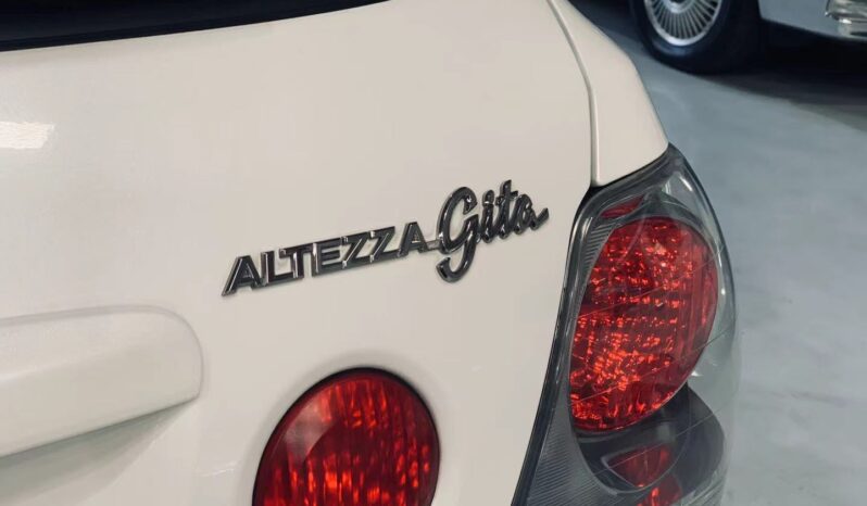 2002 Toyota Altezza Gita Wagon full