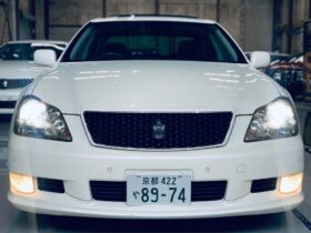 2005 Toyota Crown Athlete  GRS184