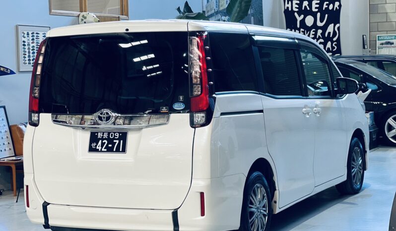 2016 TOYOTA NOAH WELCAB full