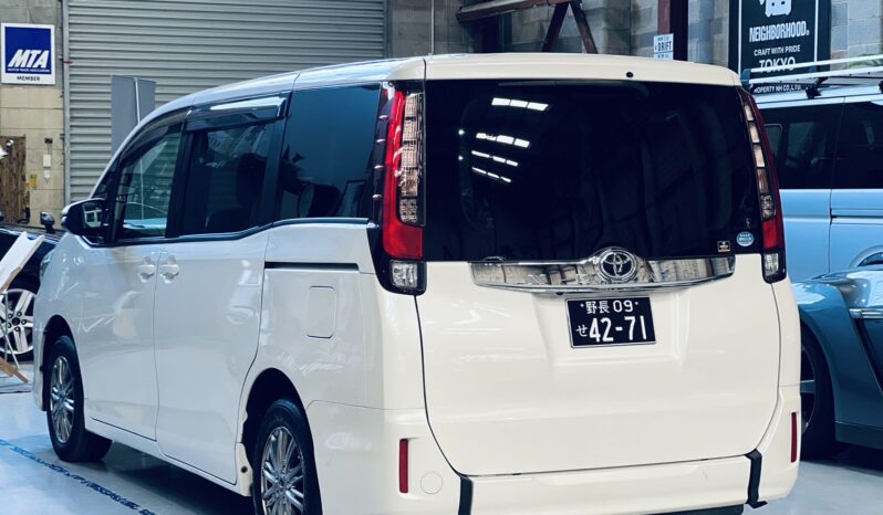 2016 TOYOTA NOAH WELCAB full