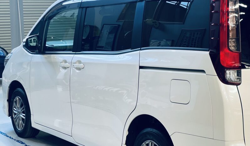 2016 TOYOTA NOAH WELCAB full