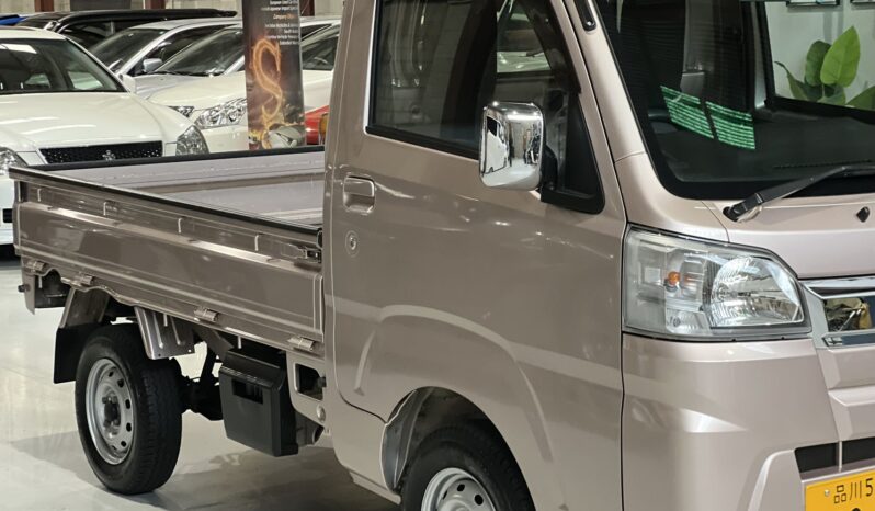 2018 Daihatsu Hijet Kei Truck  4WD Manual full