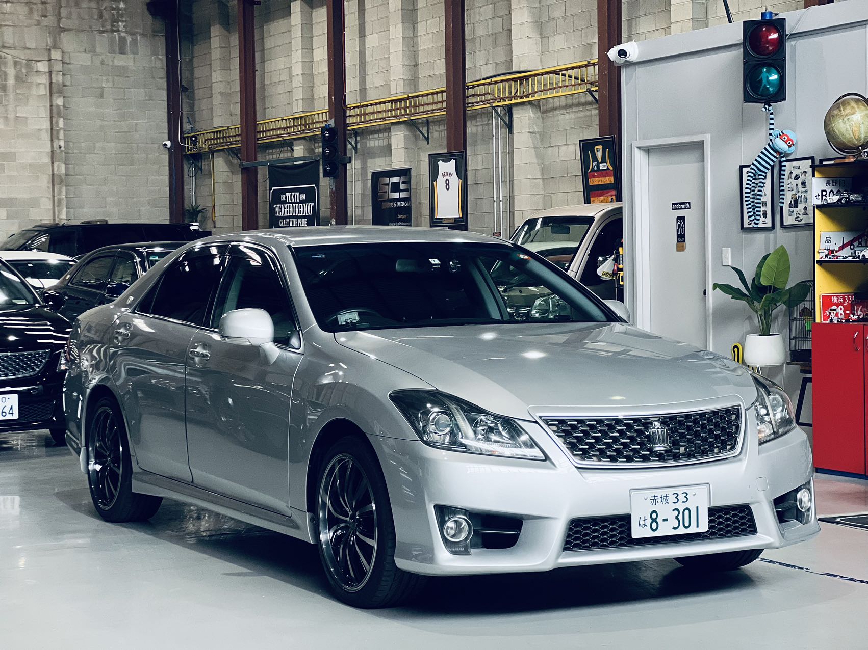 toyota crown 2010