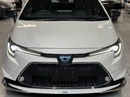 2019 Toyota Corolla Touring WxB Hybrid Wagon full