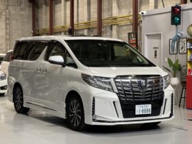 2016 Toyota Alphard Executive Lounge