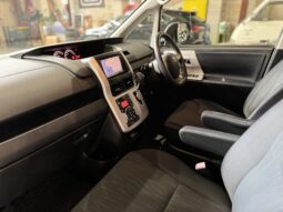 2011 Toyota Voxy Welcab full