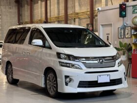 2014 TOYOTA VELLFIRE 2.4Z Golden Eyes Series 2