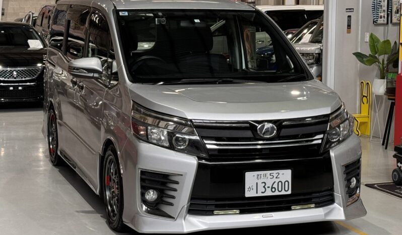 2014 TOYOTA VOXY ZS full