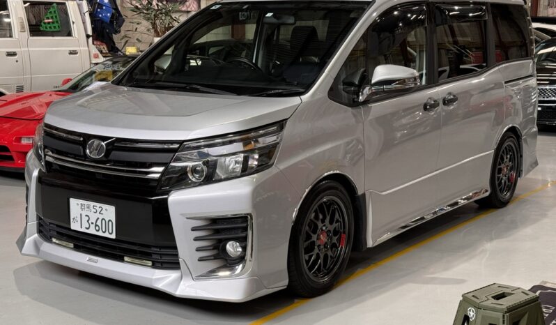 2014 TOYOTA VOXY ZS full