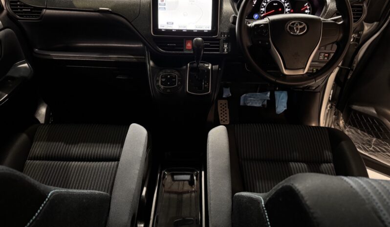 2014 TOYOTA VOXY ZS full