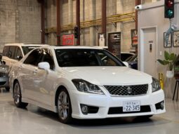 2011 Toyota Crown Athlete GRS204