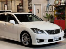 2011 Toyota Crown Athlete GRS204 full