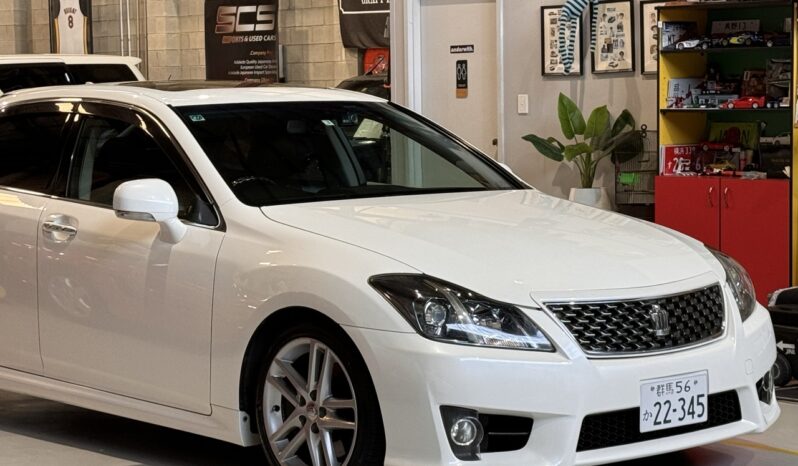 2011 Toyota Crown Athlete GRS204 full