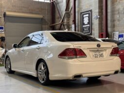 2011 Toyota Crown Athlete GRS204 full